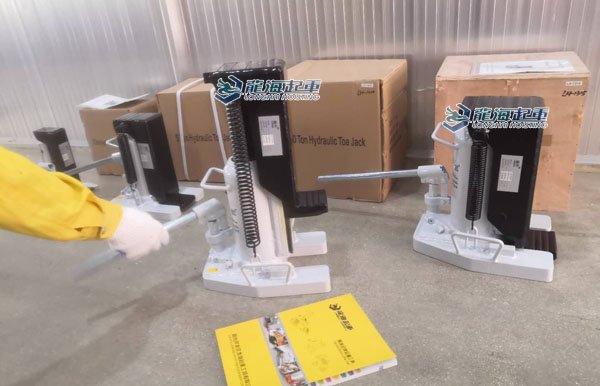 爪式千斤頂實物現(xiàn)貨 爪式千斤頂實物現(xiàn)貨